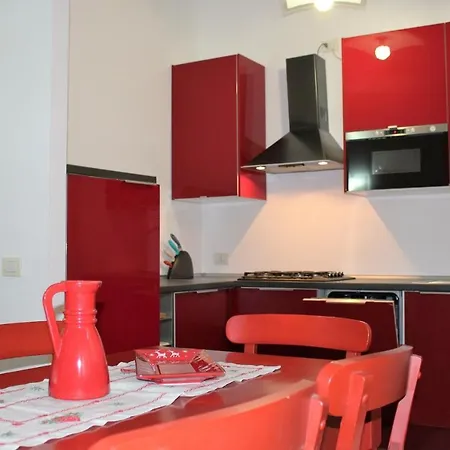 Rosso Lejlighed *